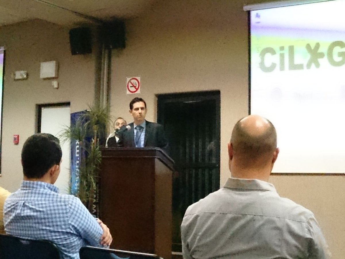 CapituloAMLORI's tweet photo. @gastoncedillo inaugurando #Cilog2017 #MexicoLogistico https://t.co/9dwt4PC712