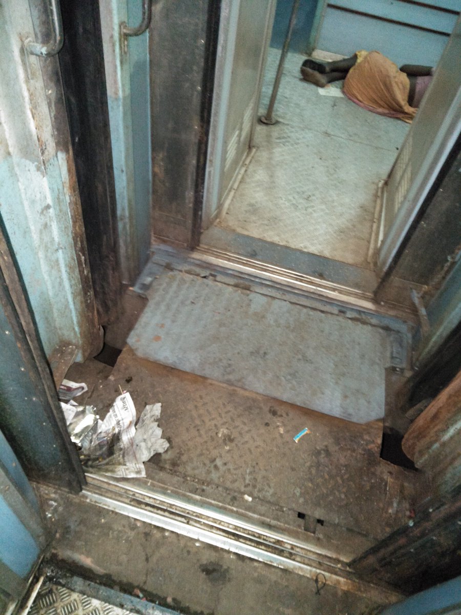 Sujit9005's tweet photo. @drmjabalpur @RailMinIndia @IR_ENHM  https://t.co/dPaNGcpHS2