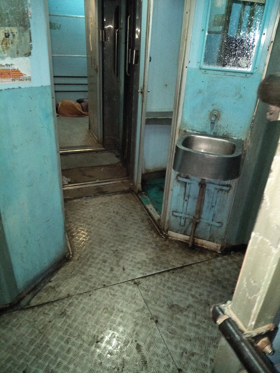 Sujit9005's tweet photo. @drmjabalpur @RailMinIndia @IR_ENHM  https://t.co/dPaNGcpHS2