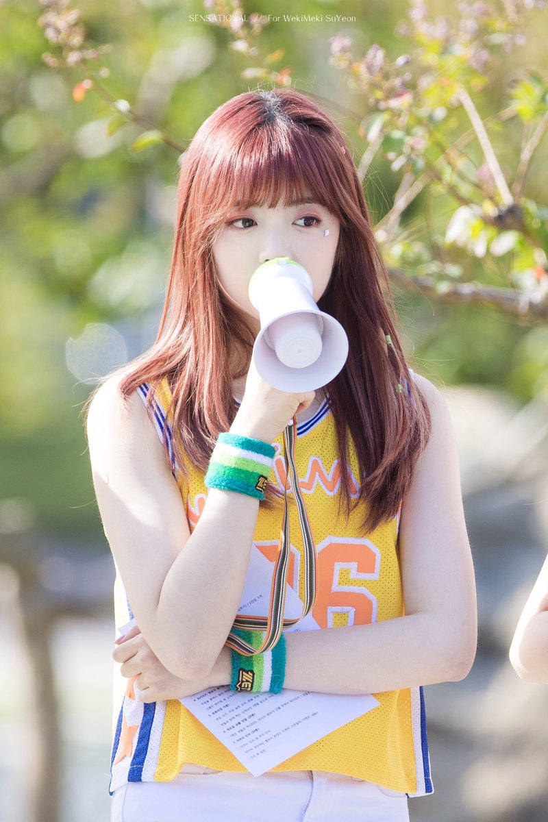 Sensational_SY's tweet photo. 170929 뮤직뱅크 미니팬미팅
#위키미키 #WekiMeki 
#지수연 #수연 @WekiMeki

모두모두 즐추되세여~😄 https://t.co/bZzf3aowjJ