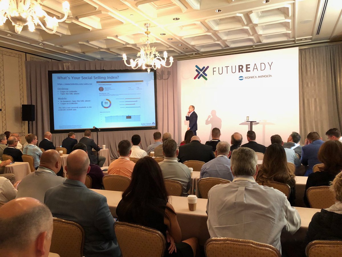 copycei's tweet photo. Learning that #sales reps need to understand a clients operating pains at the @KonicaMinoltaUS in #SanDiego. @konicaminolta #KMFutuREady https://t.co/U18Qh99VOT