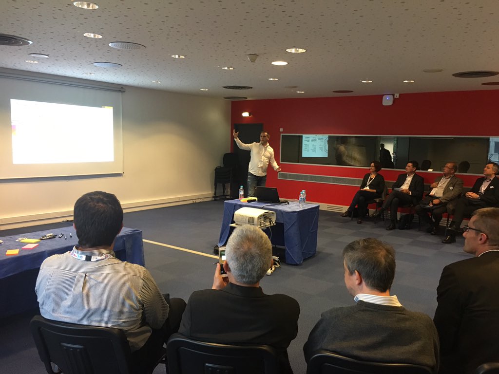 patriciacoyo's tweet photo. @USF_officiel @missIMMIT L'atelier a commencé... Merci à Samuel Lescot d'être à l'écoute de nos clients et partenaires #SAPInfluence #API #ConventionUSF #SAPfr https://t.co/0v55cIisdR