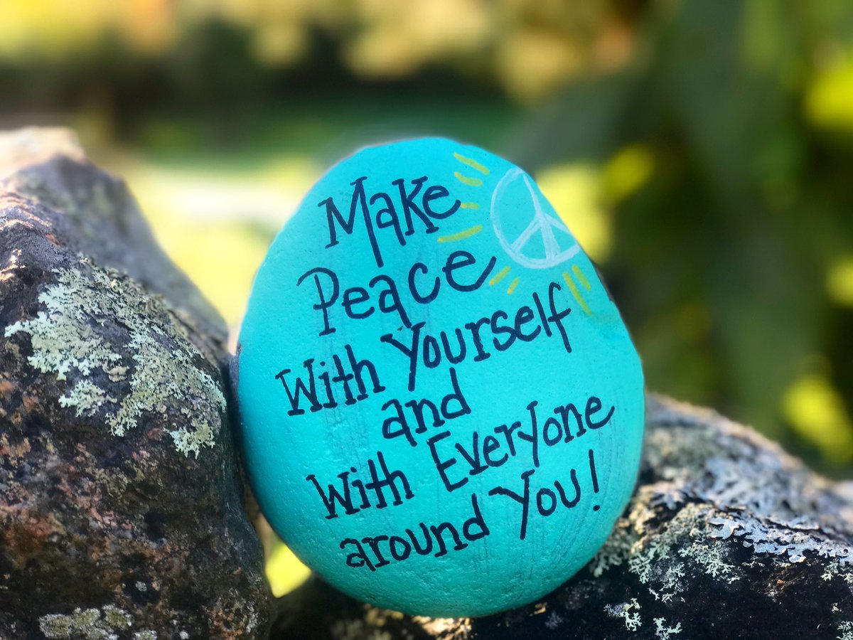 theKindnessrock's tweet image. With yourself and everyone around you✌🏻