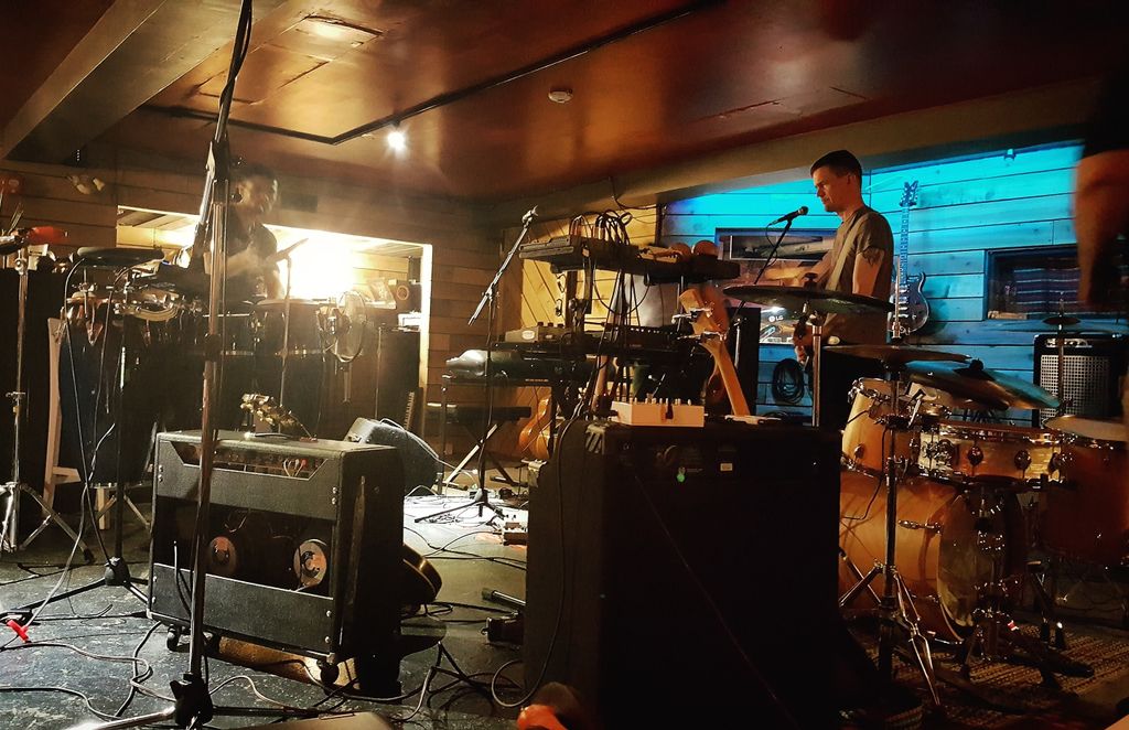 876Studio's tweet photo. Professional setup and custom live mix to make sure your rehearsal runs and sounds amazing!

Book on a weekend before 6pm and get 50% off! https://t.co/CDclUfUZDE