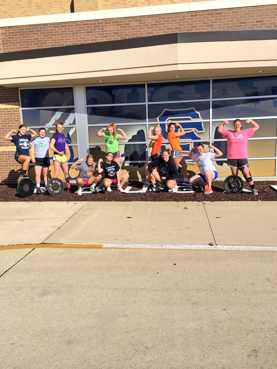 rise and grind SFHS🏋🏼‍♀️ #everyoneiswelcomed #gainday