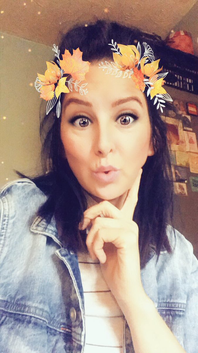 ladybalfe's tweet photo. Got my eyebrows done ✅ https://t.co/0yWaKs51iB