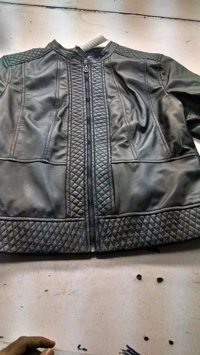 tuffleathers's tweet image. 