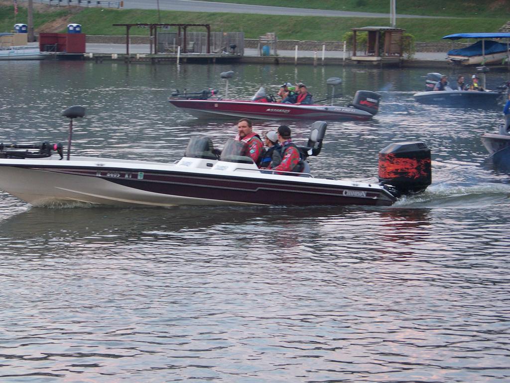 LincolnCommHS's tweet photo. Good job to all the boys on the bass fishing team at the Decatur Eisenhower fishing tournament last weekend. https://t.co/bZOHugmtCz