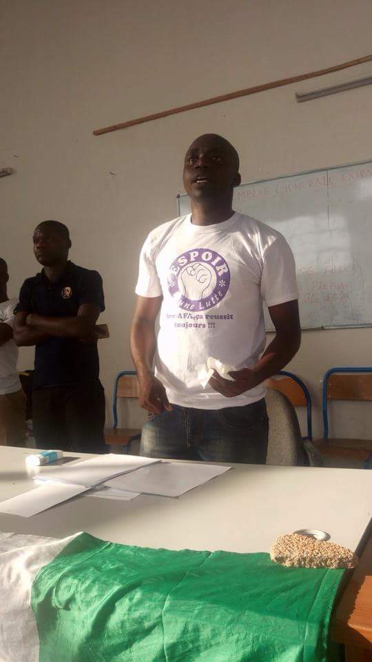 aassifulgence's tweet image. Si le sol te brûle les pieds c'est que tu ne cours pas assez vite.
#Afa le pirga