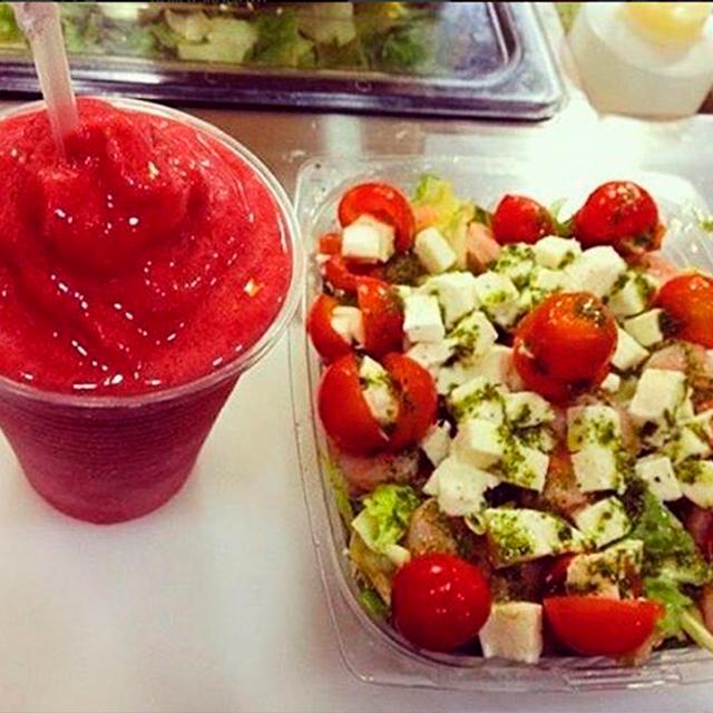 ParqueAviadores's tweet photo. #Capressa es lo mejor en comida rápida, natural y saludable. Baja en calorías, Te esperamos en @parqueaviadores feria de la comida. https://t.co/YoietkuT2U