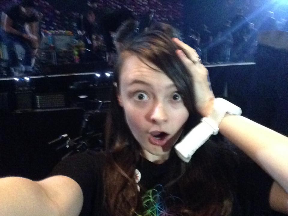 Clodplaye's tweet photo. Special shoutout to the roadie who upgraded me to the FRONT ROW for the Portland show! I'm forever thankful!! #ColdplayPortland https://t.co/Dlxp1TxZqy