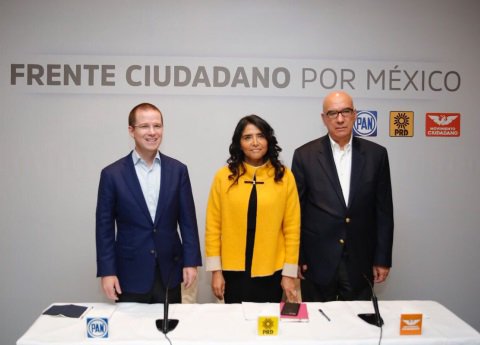 lasillarota's tweet photo. #OJO ¿Cuántos despidos generará la austeridad en partidos? Aún no hay reglas claras para el #FrenteCiudadano https://t.co/6X7kKIt8BB https://t.co/Kv3fcjWT5j