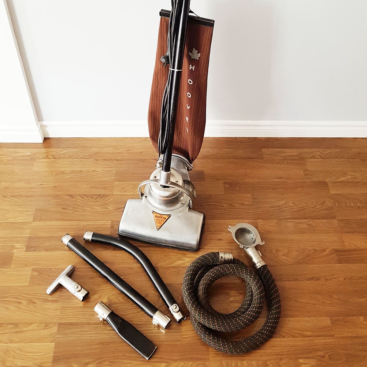 1920s Vacuum Cleaner