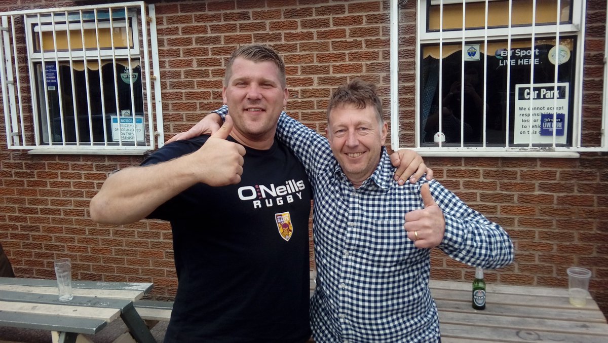 <a href="/Kemik_Official/">Kemik the Viking</a> <a href="/theyellows/">Warrington Town FC</a> <a href="/yellowslegend/">The Legend</a> The day I met The Legend on #marksfacuptour