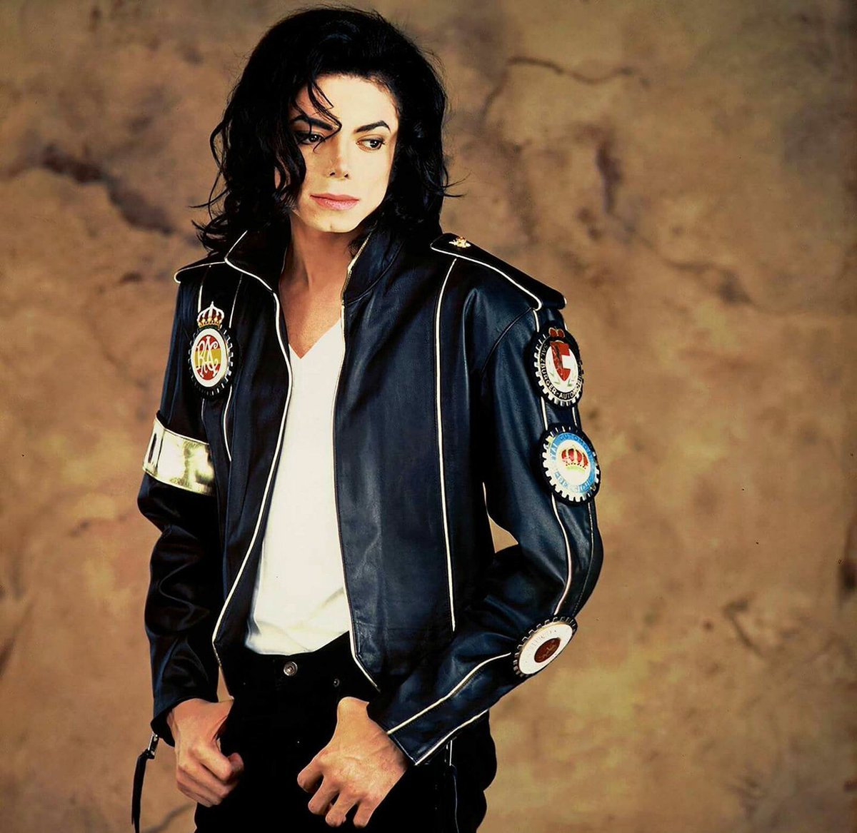 MICHAEL JACKSON tweet media