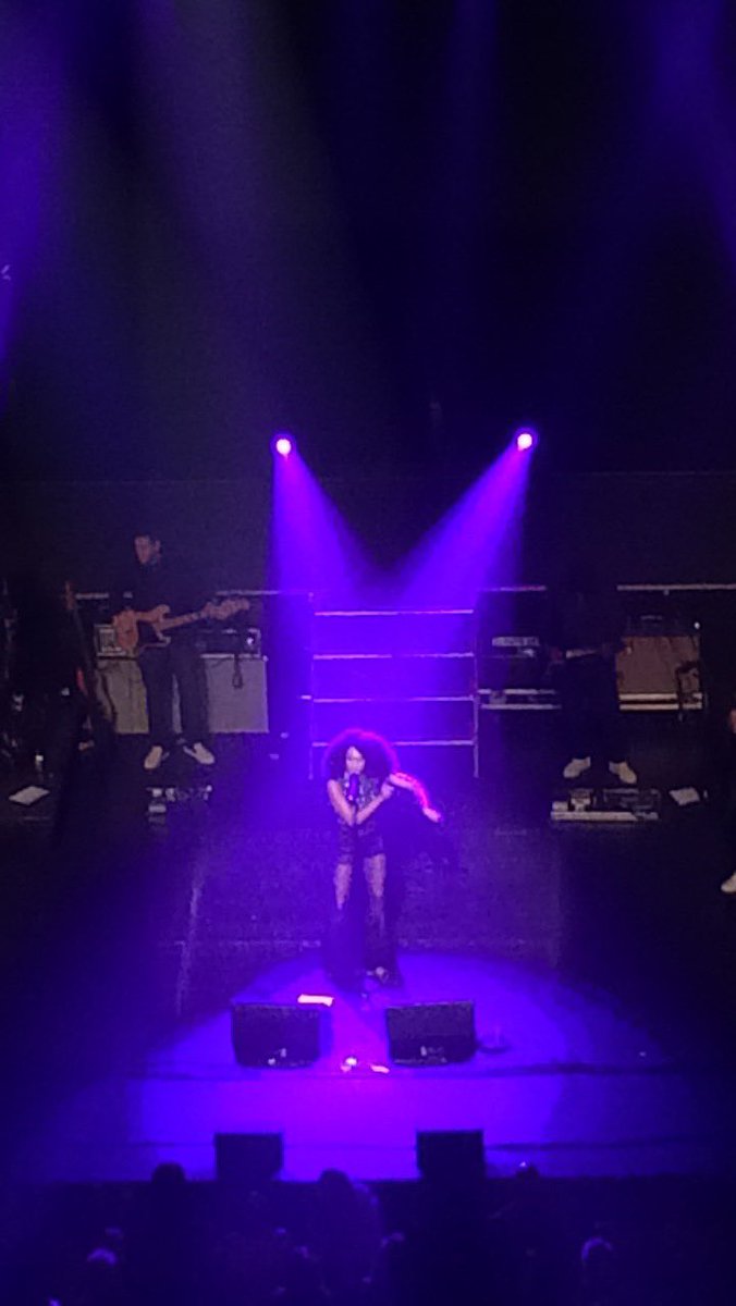 Fantastic show by <a href="/Beverleyknight/">Beverley Knight💙</a> tonight. Catch her #Soulsville tour this month. Visit rapturemagazine.com for tour details #music #gig