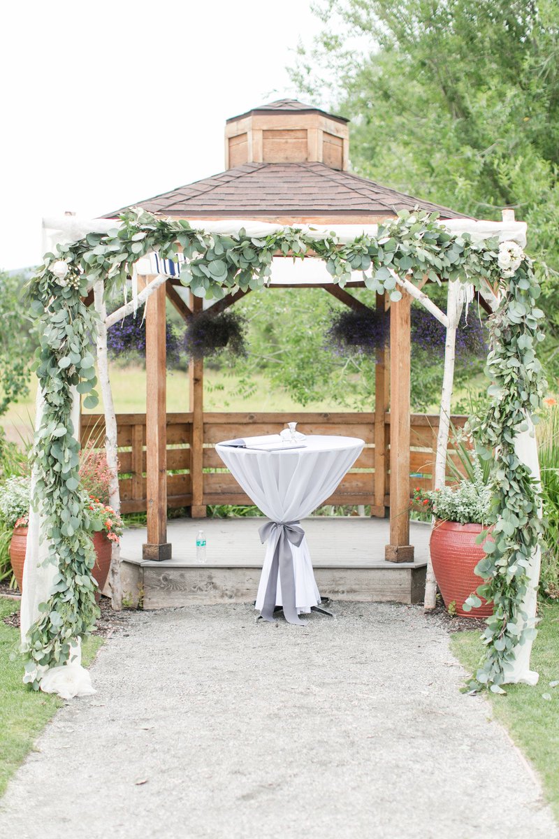 GlowEventCO's tweet photo. These... @sugarnstems #weddingFlowers #bridalbouquet #weddings #ColoradoWedding #ColoradoBride  #weddingPlanning #weddingPlanner #glowEvents https://t.co/DIBgR0UUei
