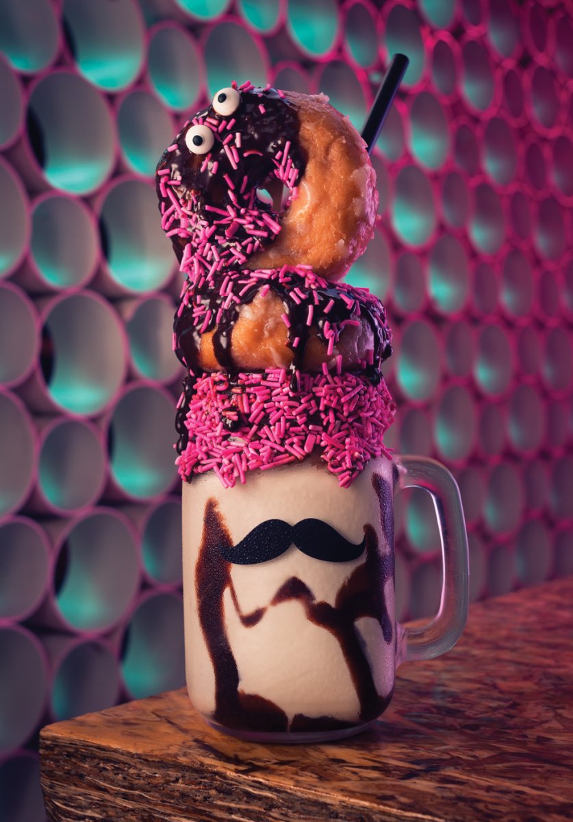 Get your fill of decadent milkshakes now, before winter arrives and all you want is piping hot beverages.  ow.ly/7JOm30fDNY8