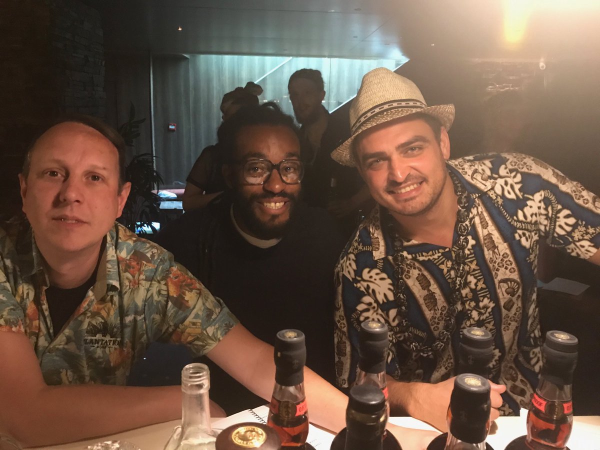 Judging the Plantation OFTD competition with this characters was so much fun!  @PlantationRums <a href="/SpiritofTiki/">#SpiritofTiki</a> 🥃🍹🗿😊