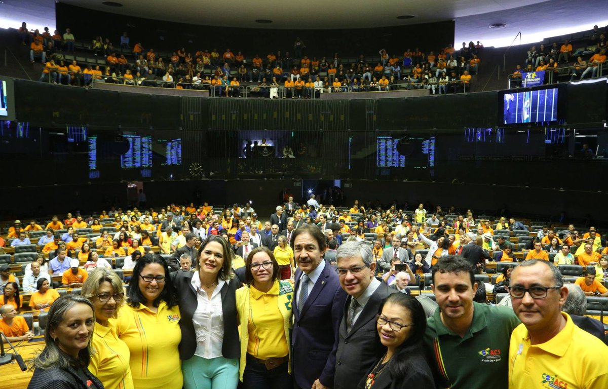 Parabéns Agente Comunitário de Saúde e de Combate a Endemias. Maravilhosa Sessão Solene de hj bit.ly/2xRRJY5. A UNIÃO FAZ A FORÇA!