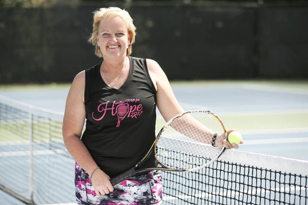 CailinGDP's tweet photo. #MUSTREAD: This inspiring woman beat cancer with a little help from tennis. #BreastCancerAwarenessMonth
https://t.co/J1F5DrzWfV https://t.co/Ssi3ci9Ngz