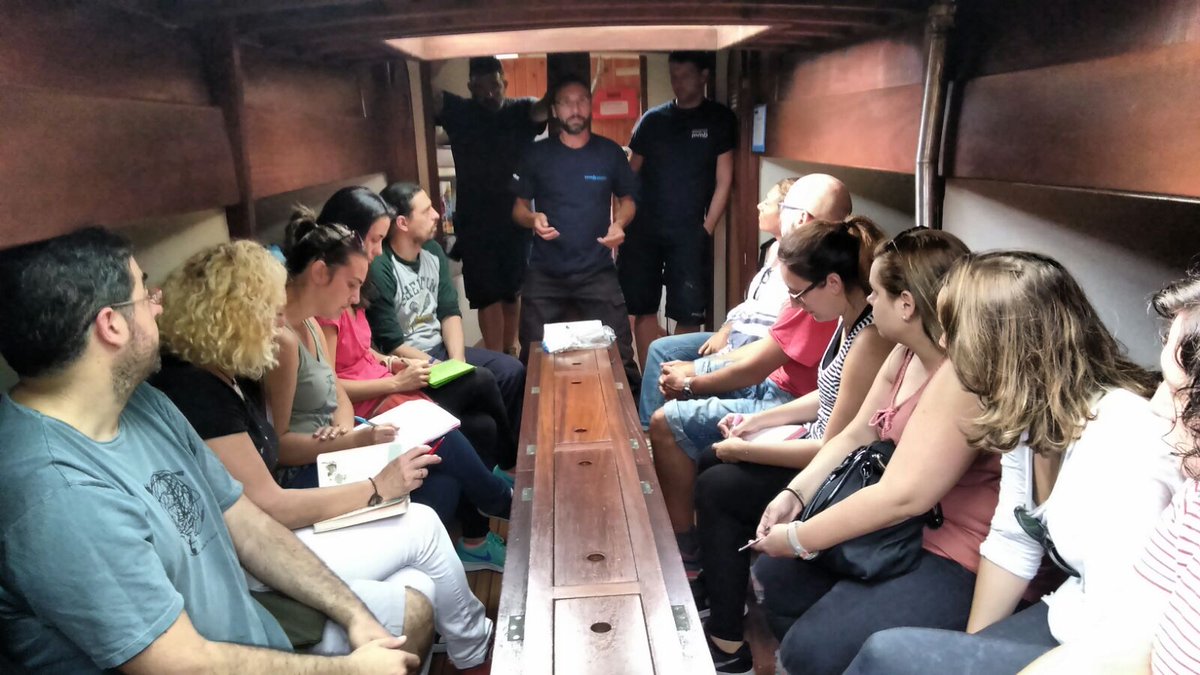 consorciedubcn's tweet photo. Avui ha arrencat el #Grumet del #ProgramaEnginy del curs 2017-2018 amb la formació dels/les tutors/es dels centres que hi participen https://t.co/0VNe3E6f3v
