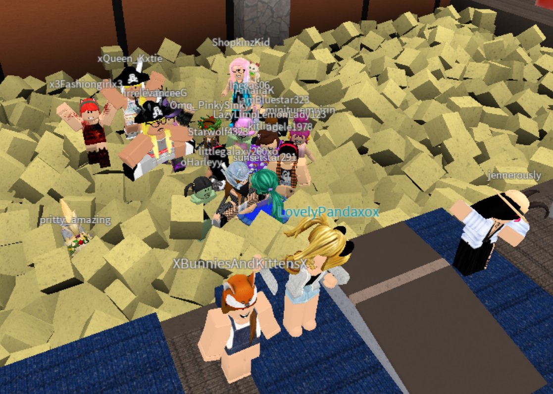 Mimi Dev A Twitter Just Took Some Great Selfies With The Awesome Members Of Focus Dance Join The Fun Here Https T Co Nl3dfe2eb9 Roblox Robloxdev Https T Co Xigedvgu9b - fotos lindas para perfil de roblox