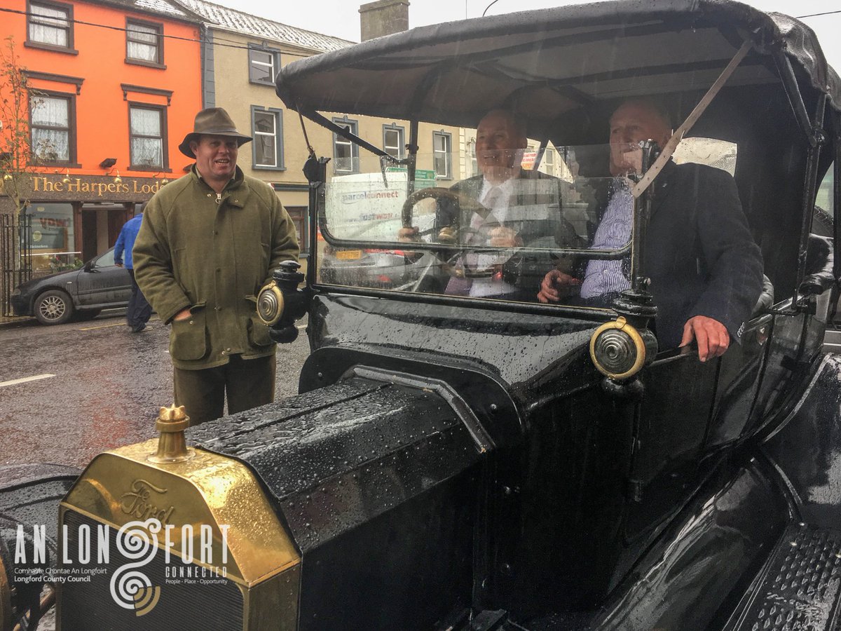 longfordcoco's tweet photo. Minister Michael Ring of the @Community_Hubs at the #GrevilleArms & Granard Library, where he was presented with the #RebelLongford Trail https://t.co/F6tpS5vSC7