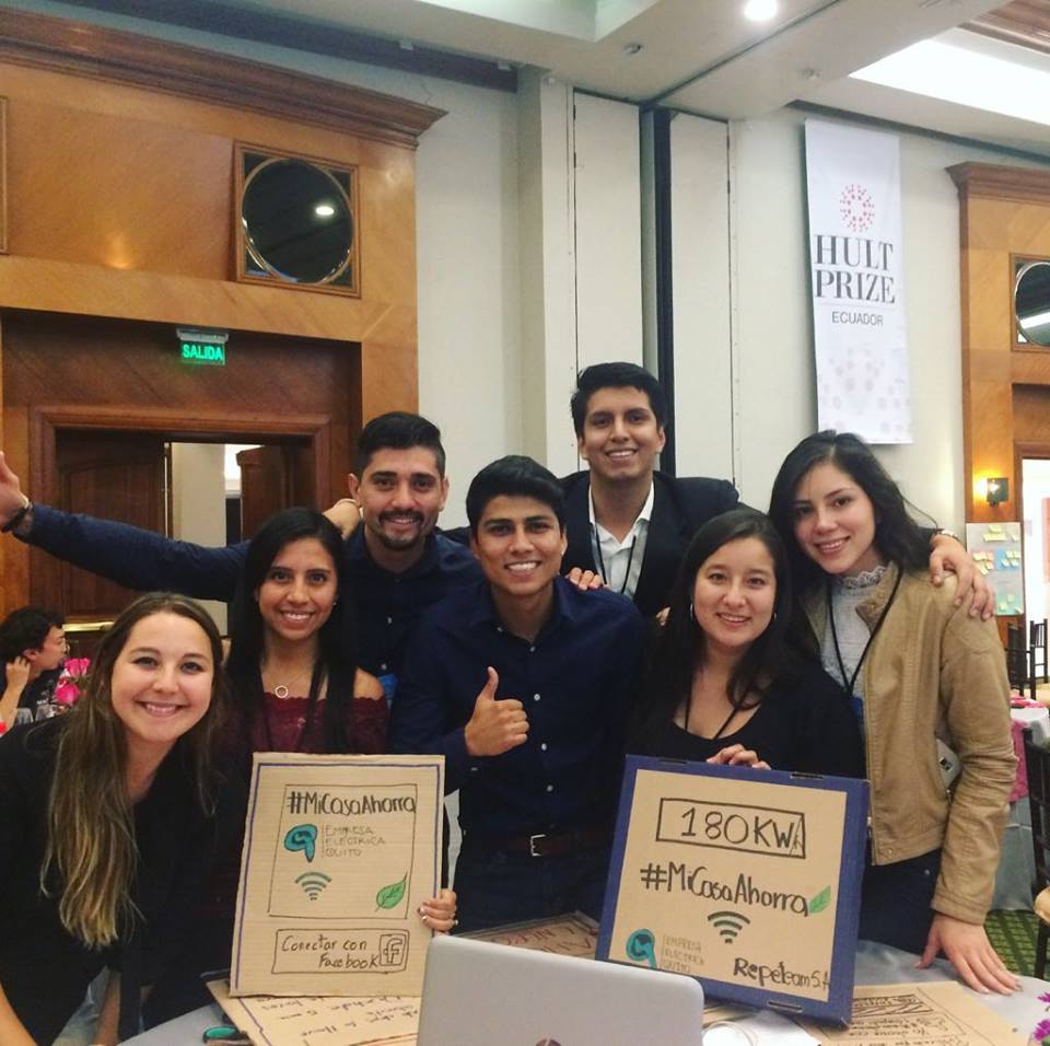 Alumnos <a href="/utpl/">🎓 UTPL</a>, <a href="/nacionaldeloja/">(UNL-Loja)</a> y <a href="/UideExtLoja/">UIDE Loja</a> 1er lugar del Reto #EficienciaEnergética en #IdeatónQuito, organizado por @HultPrizeEC #HP18👏🏻