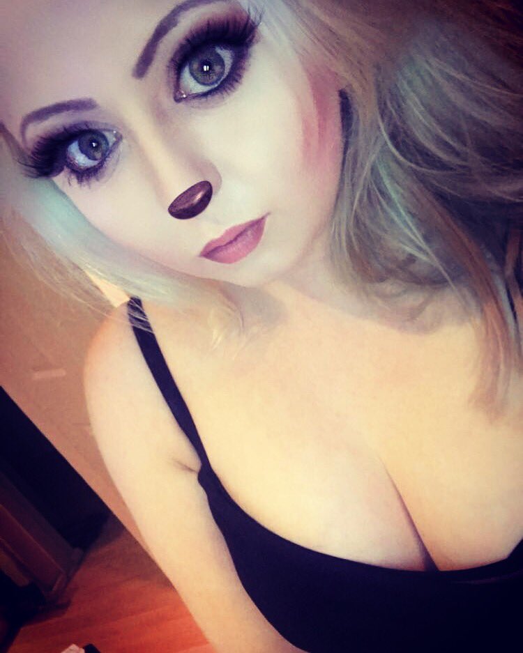 ItsMeganYh's tweet photo. @dapperlaughs hey dapper! 19 single from East Anglia💁🏼 help a girl out and get me a date 🤔 #dapper29onsnap #helpagalout https://t.co/l1Yoon0mlo