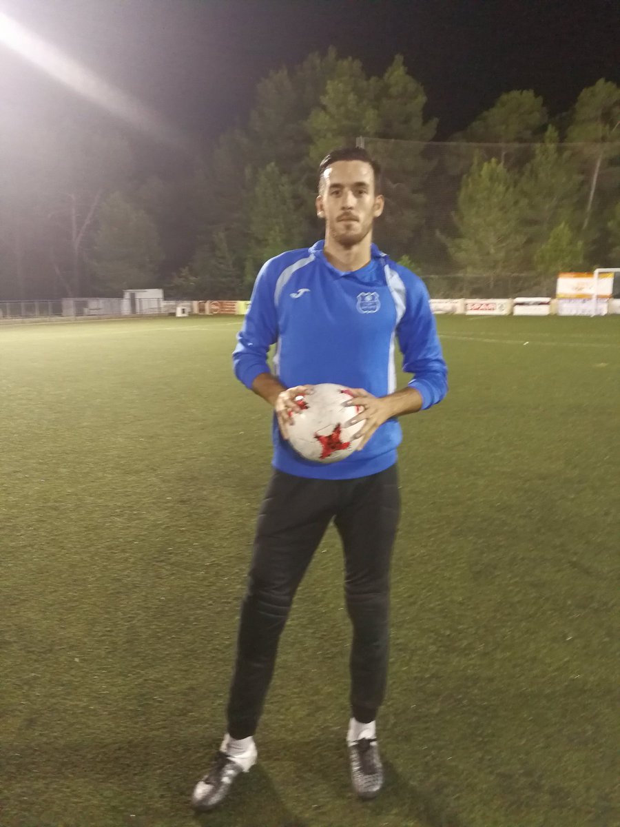 ibizasrfc's tweet photo. C.oficial. Bojan Adri defensa y Matias Vivaldo portero nuevos fichajes @tomisanchez @fcomurillolopez @lorenzovergers1 @SomosTercera https://t.co/9yHSQ6hKlK