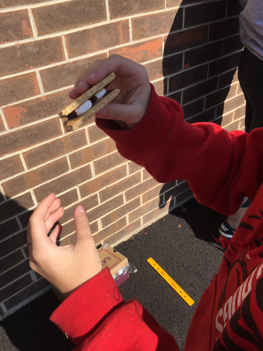 Mrs_Willman's tweet photo. Success! #smores #solarovensmores #ngssengineeringstandards #Gavin37Pride https://t.co/oXKrfJwa9C