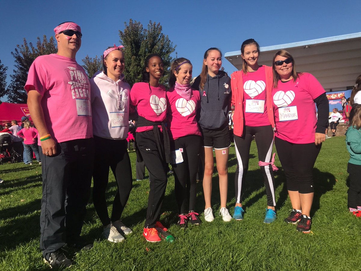 HamiltonSmashVC's tweet photo. Smathletes &amp; parents from 15u P, 14u Boys and 17u P represented the club at #RunfortheCure. A donation was made to the CBCF from the club. https://t.co/99XlfvIDkL