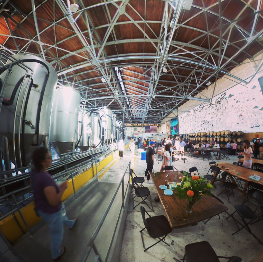 VicariousVR's tweet photo. Celebrating #oktoberfest @factionbrewing #360 #drinkresponsibly https://t.co/5ouXj9sdQX