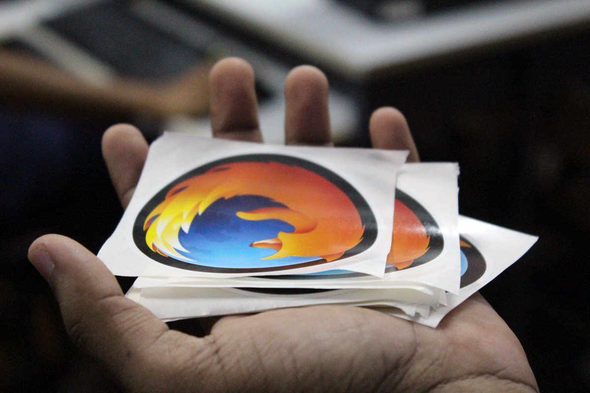 ReonSaji's tweet photo. @firefox Quantum Sprint at @SJCET_PALAI 🙂
#FirefoxQuantumSprint #MozillaSJCET #MozillaKerala #Firefox #Mozilla #SJCETPalai #Firefox57 #FF57 https://t.co/XaiHscYUGu