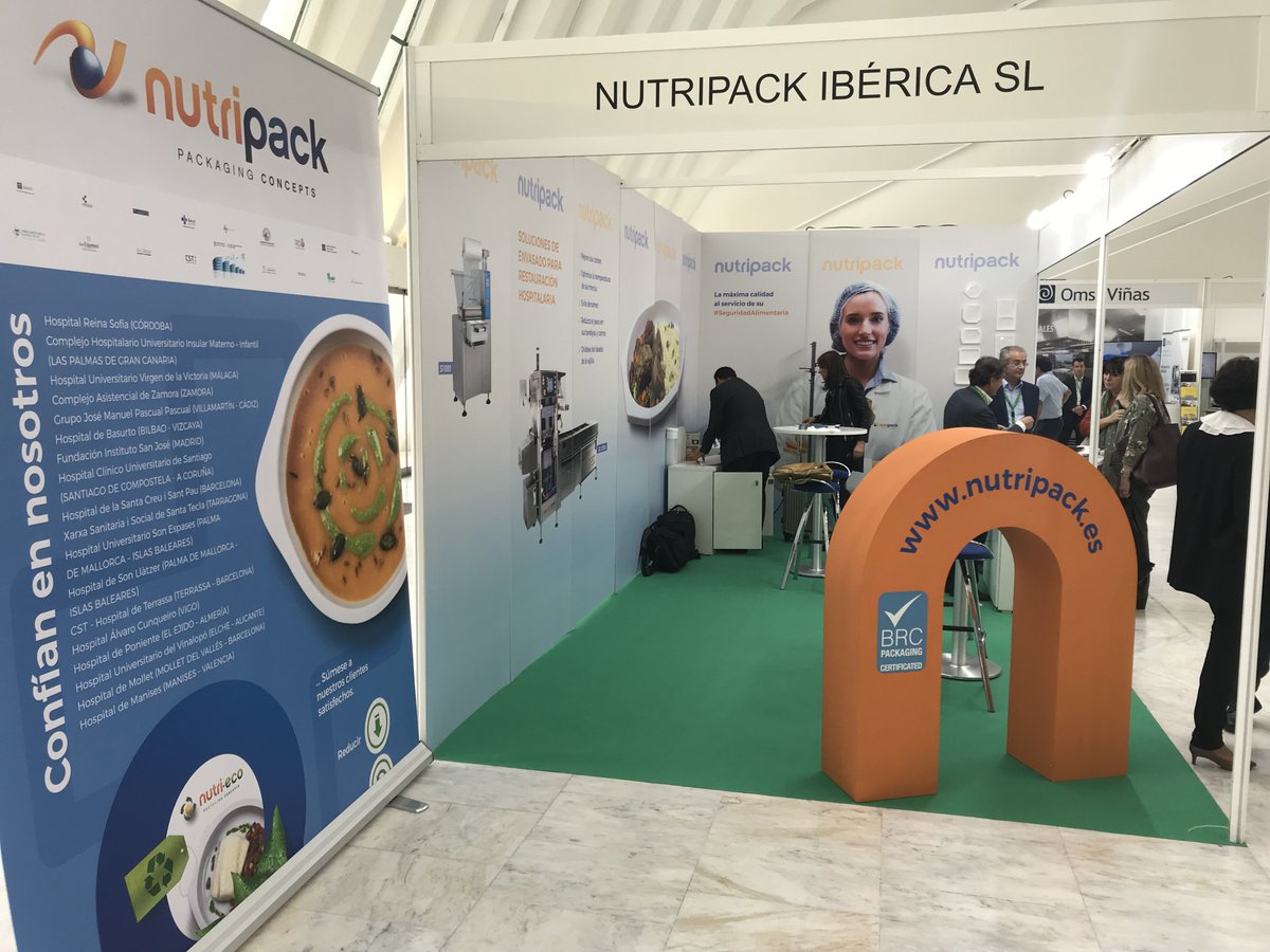 NUTRIPACK_IB's tweet photo. @NUTRIPACK_IB aportando soluciones para la restauración hospitalaria. Congreso @AEHH en Oviedo, siempre con la máxima #SeguridadAlimentaria https://t.co/eW6ZcHTa0i