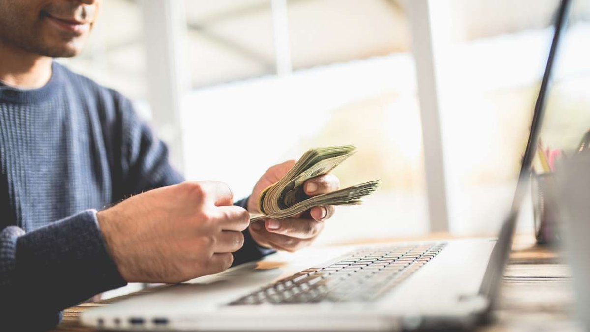 How do you account for employee #stockoptions? Robert Trinz via Thomson Reuters <a href="/CheckpointTax/">CheckpointTax</a> explains bit.ly/2yIXnbN