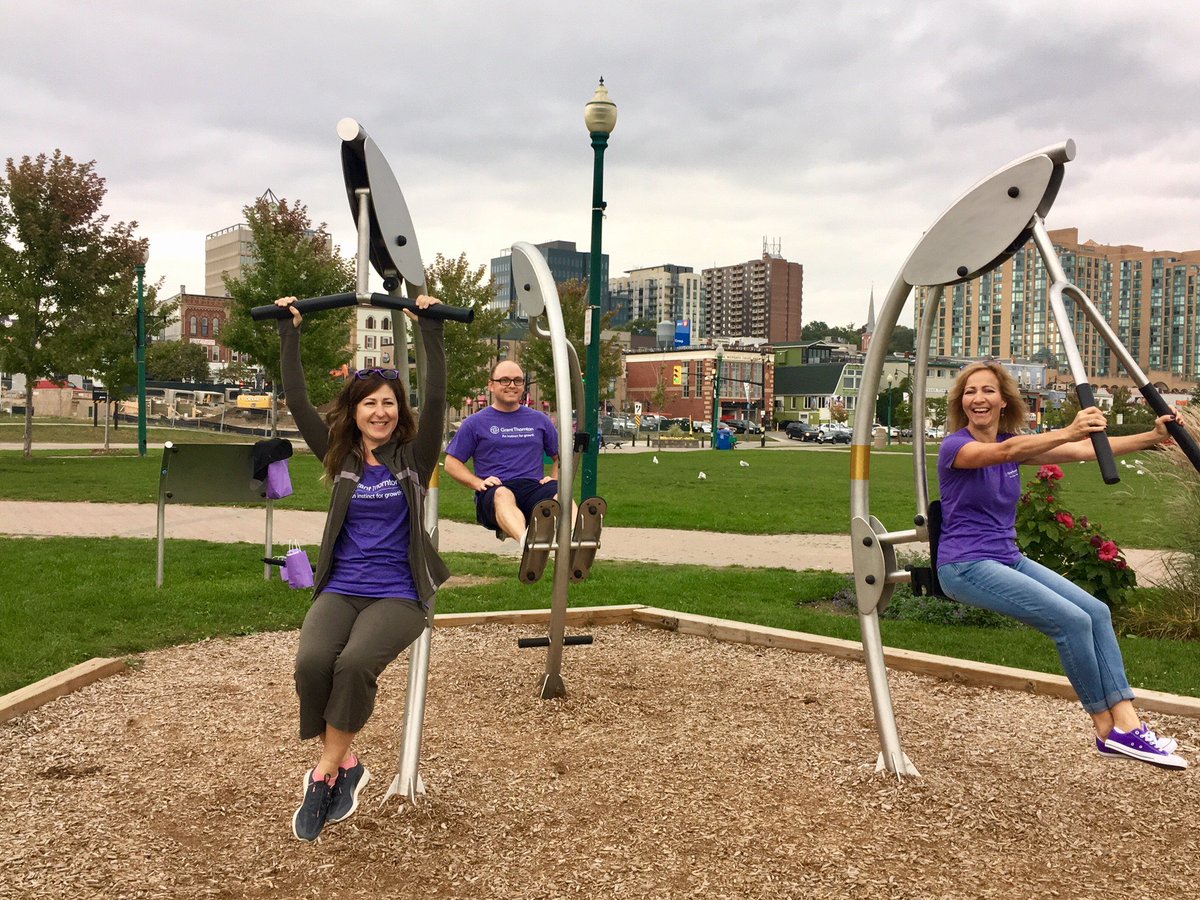 BBBSBarrie's tweet photo. Thanks to @GrantThorntonCA #Barrie office for support of @bbbsc through the Grant Thornton Foundation! #MakingStepsCount https://t.co/acOY7GlWcX