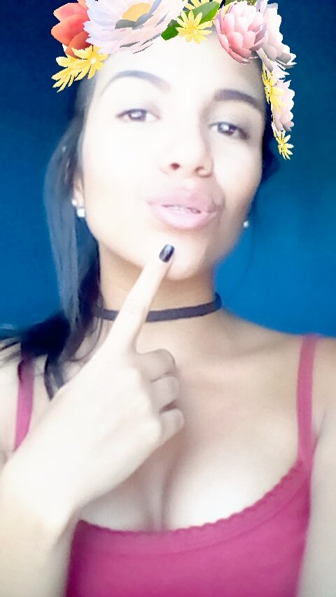 Kellyocopio's tweet photo. Carita de ángel labios pa' besar 💫💜 https://t.co/stMO8Apfum
