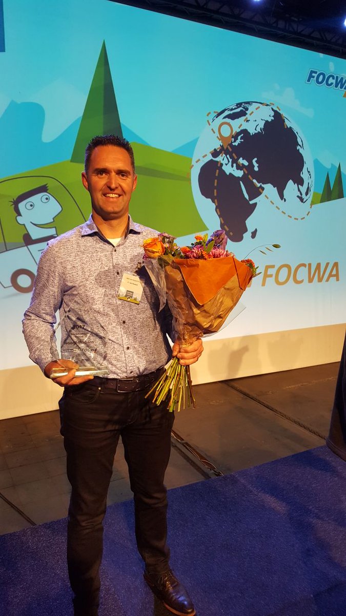 ABSvanHoutert's tweet photo. Beste Focwa autoschadehersteller van Brabant 2017 en 5 ABS bedrijven in de prijzen! #supertrots #focwacongres https://t.co/dxxx0nw6Lh