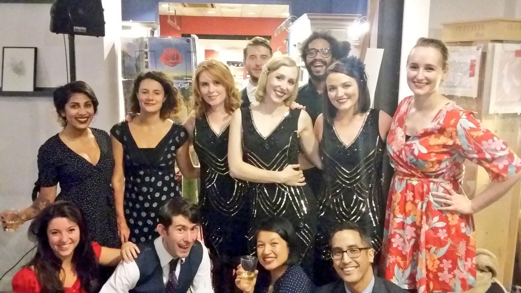 gowerst_books's tweet photo. Thanks so much to @scarletstarlets and @BratPack_LDN for bringing the swing to our #BookandBottle party! You folks were *amazing* 🎶🎵❤🎙💃 https://t.co/L6Pp7TogaM