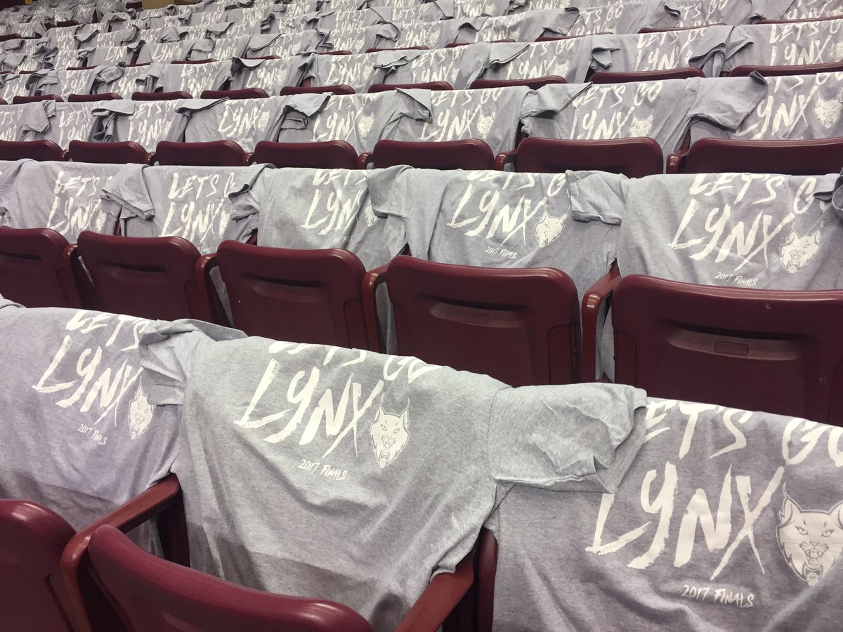 minnesotalynx's tweet photo. Tonight, we match the team.
Get ready to wear gray and #Roar4More in Game 5! https://t.co/4mu108NXxg