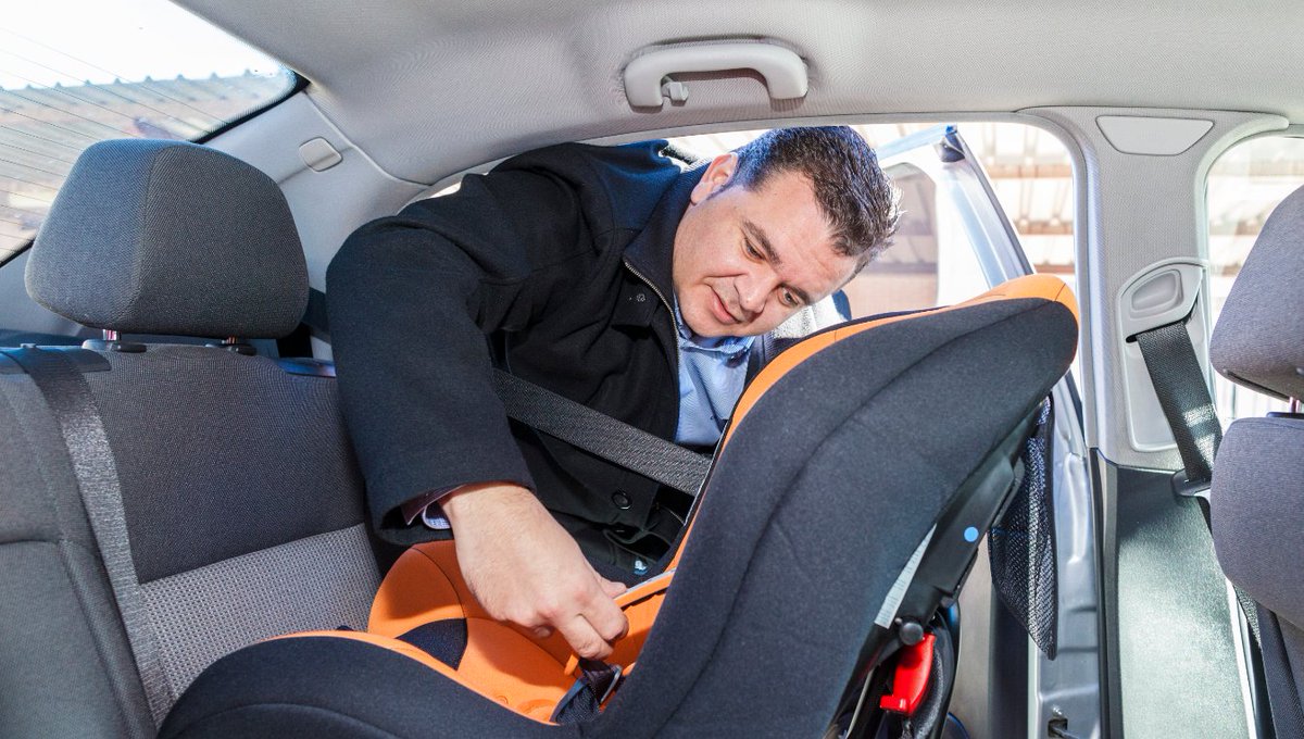 DGTes's tweet image. ROMA es una palabra bonita. Pero mejora dicha al revés, a contramarcha: AMOR. Igual que las sillitas infantiles (SRI), mejor #Acontramarcha.