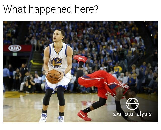 ShotAnalysis's tweet photo. Caption this play...@stephencurry30 #shotanalysis .
.
.
#basketball #basketballtips #basketballtraining #basketbal… https://t.co/FSldJUHiG2 https://t.co/2ZdpvJgKuI