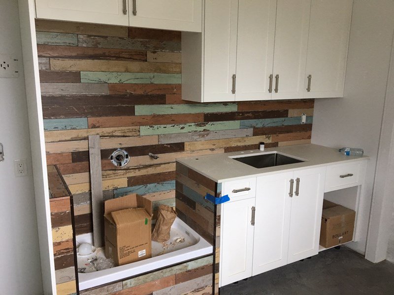 DenimHomes's tweet photo. An update on our custom dog wash: Holy cow, look at that tile! That is one lucky dog! #CustomHome #CustomDogWash #SpoiledPuppy https://t.co/NPnCdkWzyw