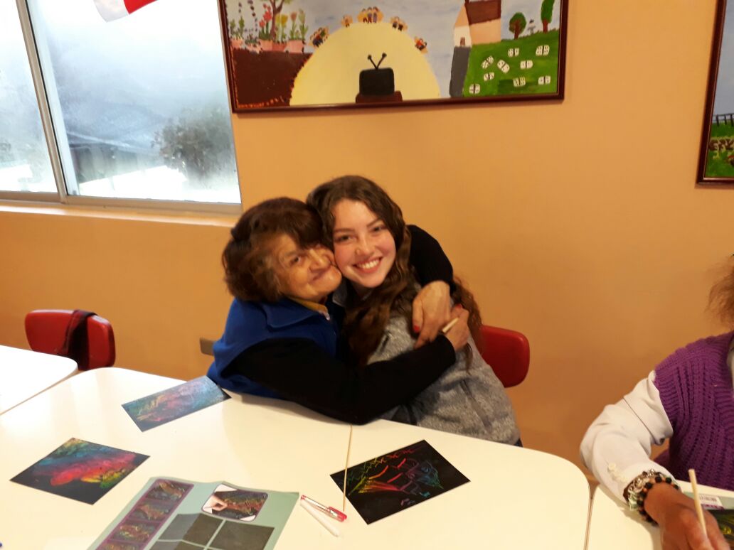 alimentasonrisa's tweet photo. [JUNTOS LO HERMIDA] Mira acá las últimas fotos de nuestro programa que realizamos en la comuna de Peñalolén! ❤️ https://t.co/EXSANHO8DX https://t.co/0dFfxa7B5T