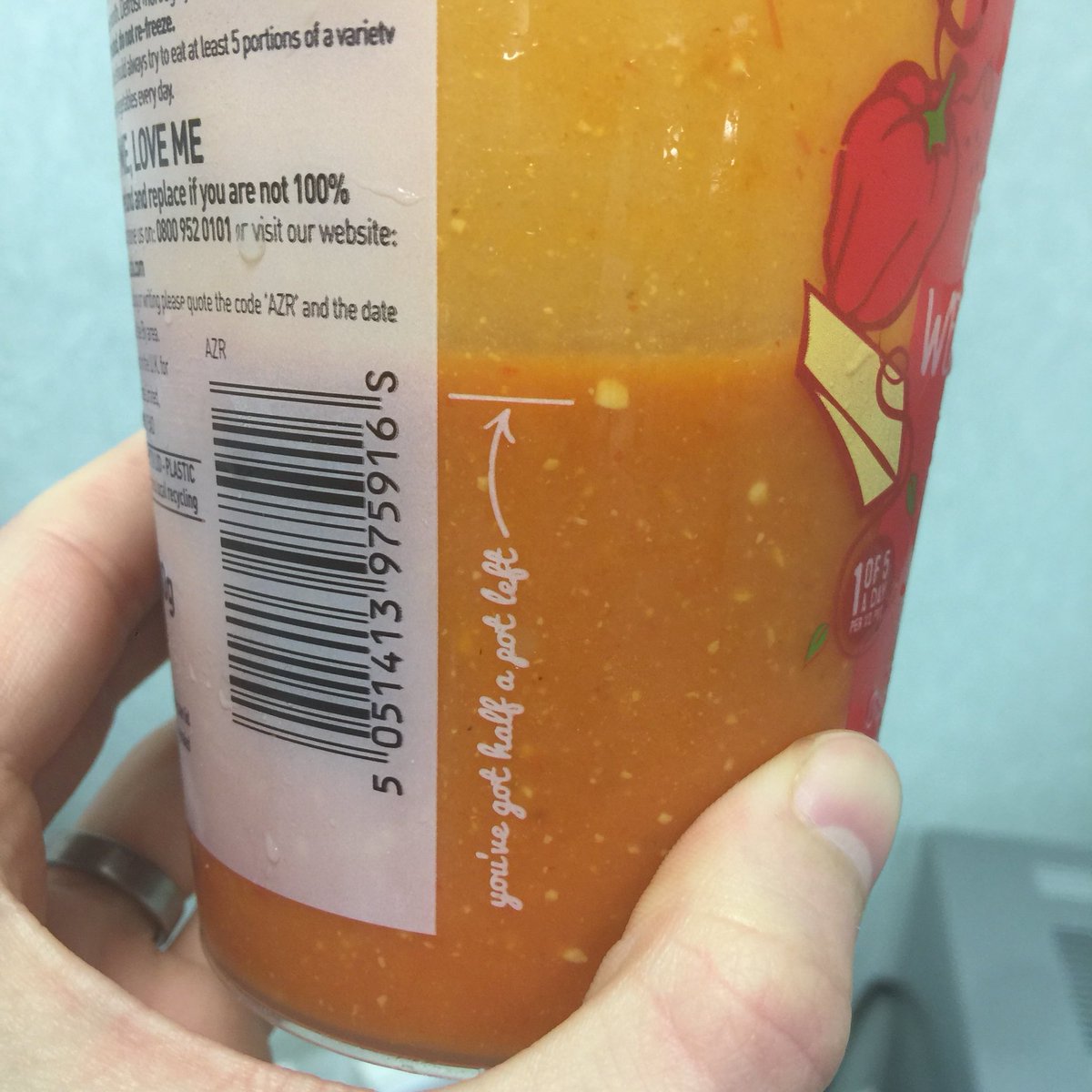 ClubSoup's tweet photo. Top marks to @asda for having the half way sharing line, very handy. As for the soup, it was ok, quite sweet 71 https://t.co/Kl6ktauwZ7