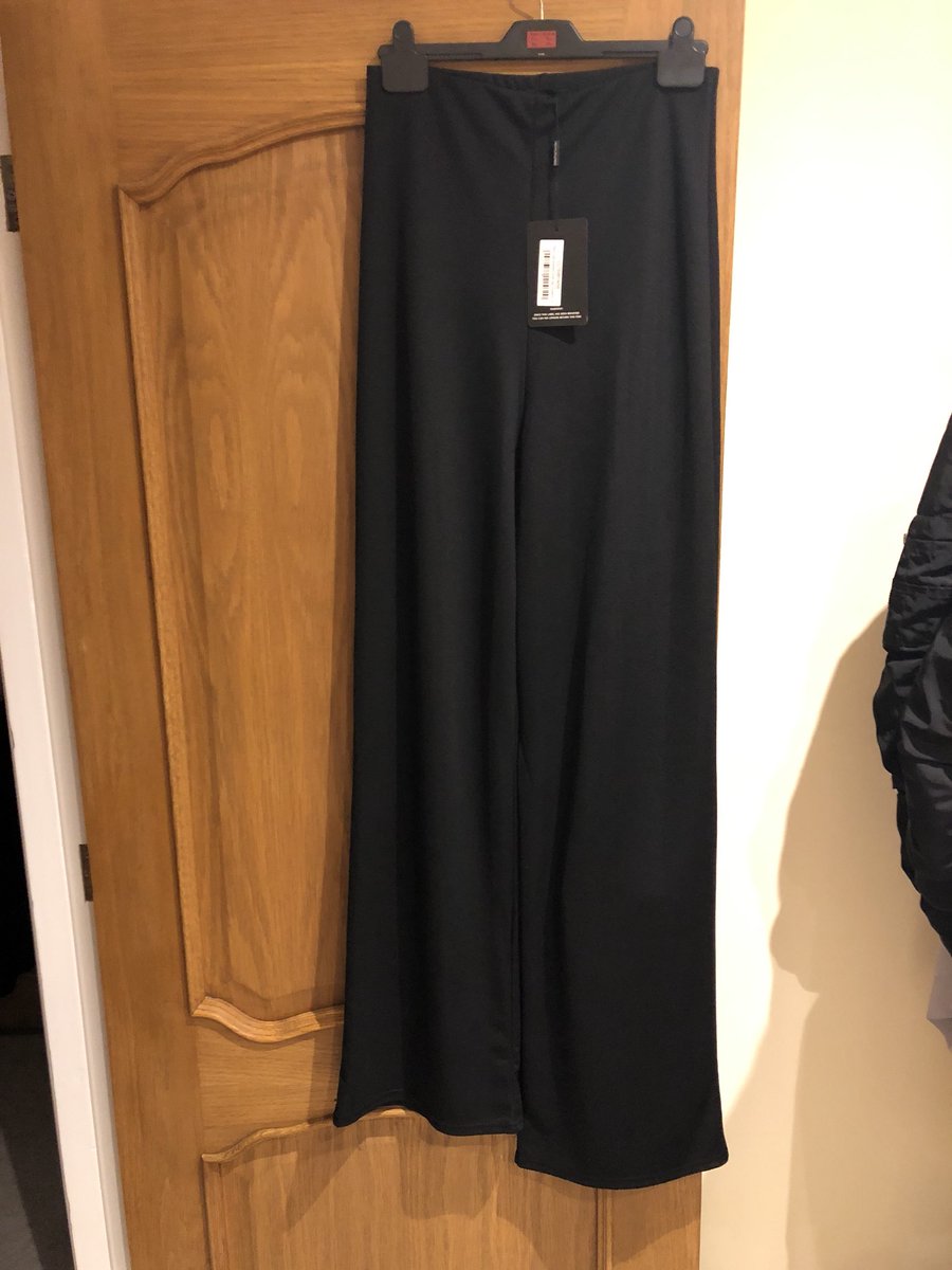 Just received these from <a href="/OfficialPLT/">PrettyLittleThing</a> where’s the rest of my trouser leg??? Absolutely shocking!!!