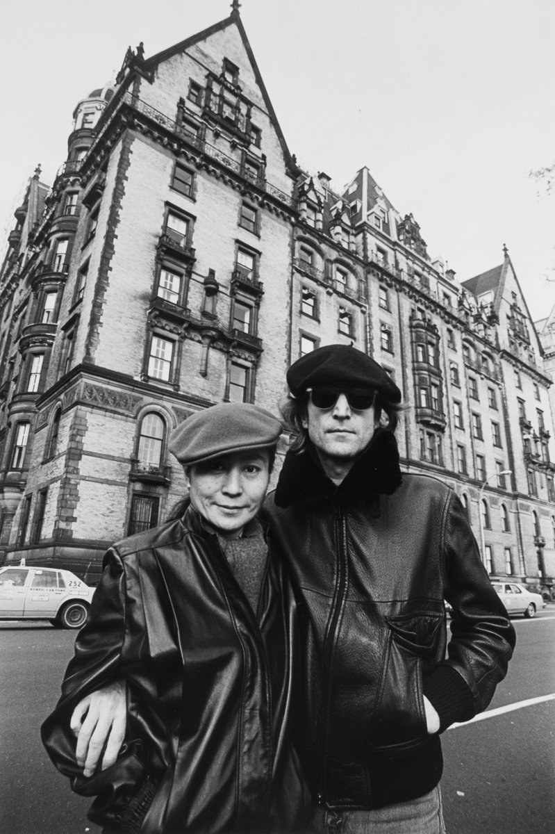 cpw_kingston's tweet photo. Yoko Ono and John Lennon, happy moment in November 1980. Alan Tannenbaum photograph in the #CPWauction. https://t.co/hjtLs48f9p https://t.co/1Y0UDecaoP
