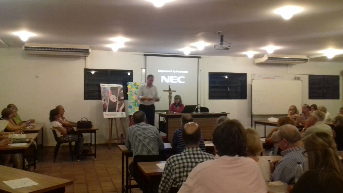 mcccordoba's tweet photo. #MilProyectos para #salir #MilPropuestas para #Sembrar y #MilOportunidades para #Cuidar  la escuela arranca el curso 17/18 #AñoDeLaAmistad https://t.co/mqowba3kK8